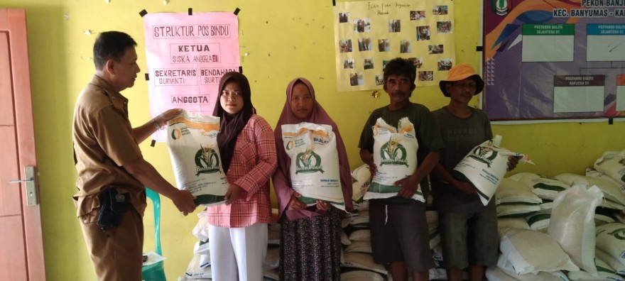 Pemerintah Pekon Banjarejo Salurkan Bantuan Cadangan Beras Pemerintah Tahun 2024